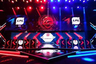 娱乐吃瓜酱年会,年度盛宴，笑料与星光熠熠