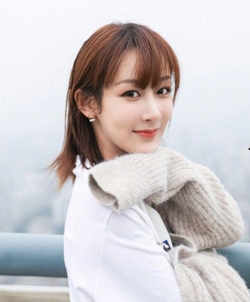 娱乐大晨姐吃瓜杨紫,杨紫的瓜田奇遇记